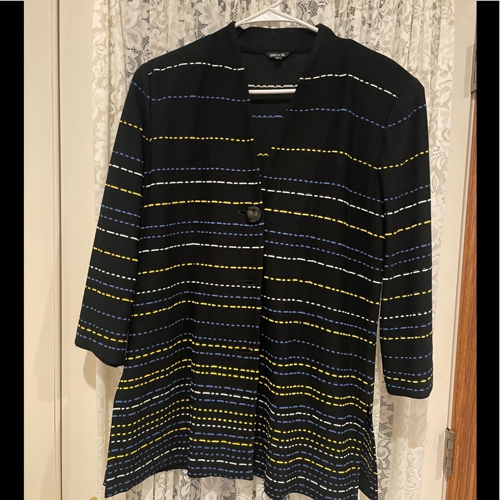 Misook Womens size large blazer.